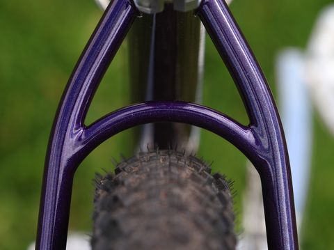 Manifesto seatstays with arched bridge